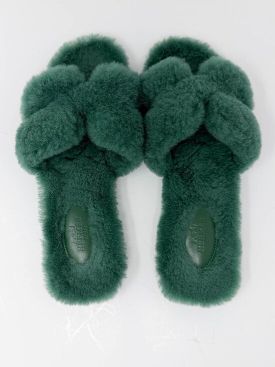Hermes Shoes - Hermes Oran Woolskin Sandals - Vert Anglais Shearling